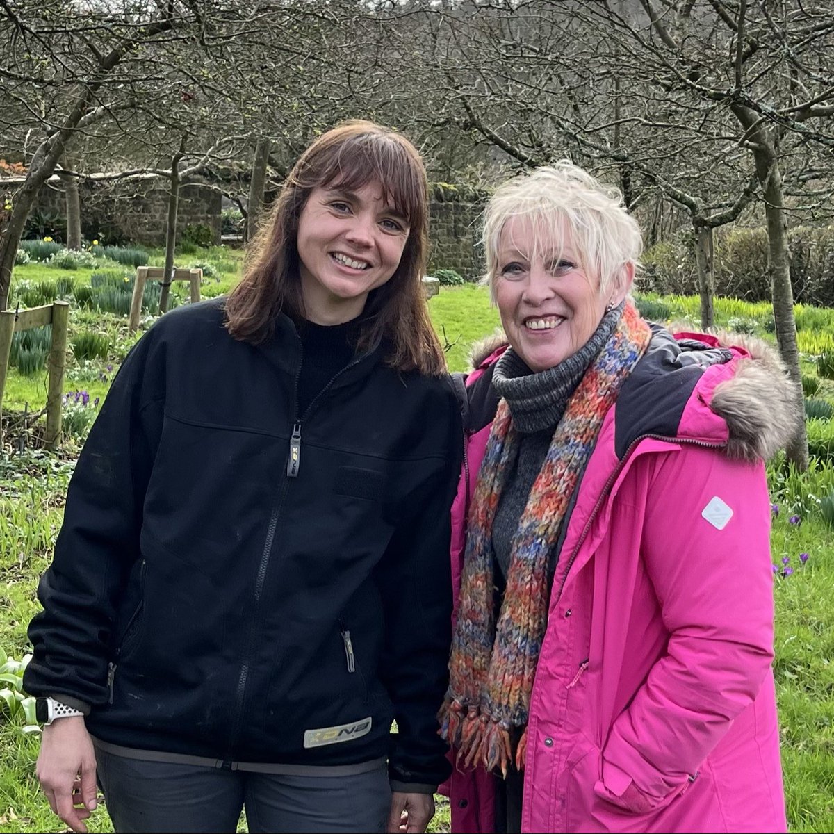 RHS Practical Horticulture student, Emilie Spurgeon recently had the exciting opportunity to meet renowned TV gardener Carol Klein from Gardener's World! Read more here: hubs.ly/Q02nGRB80