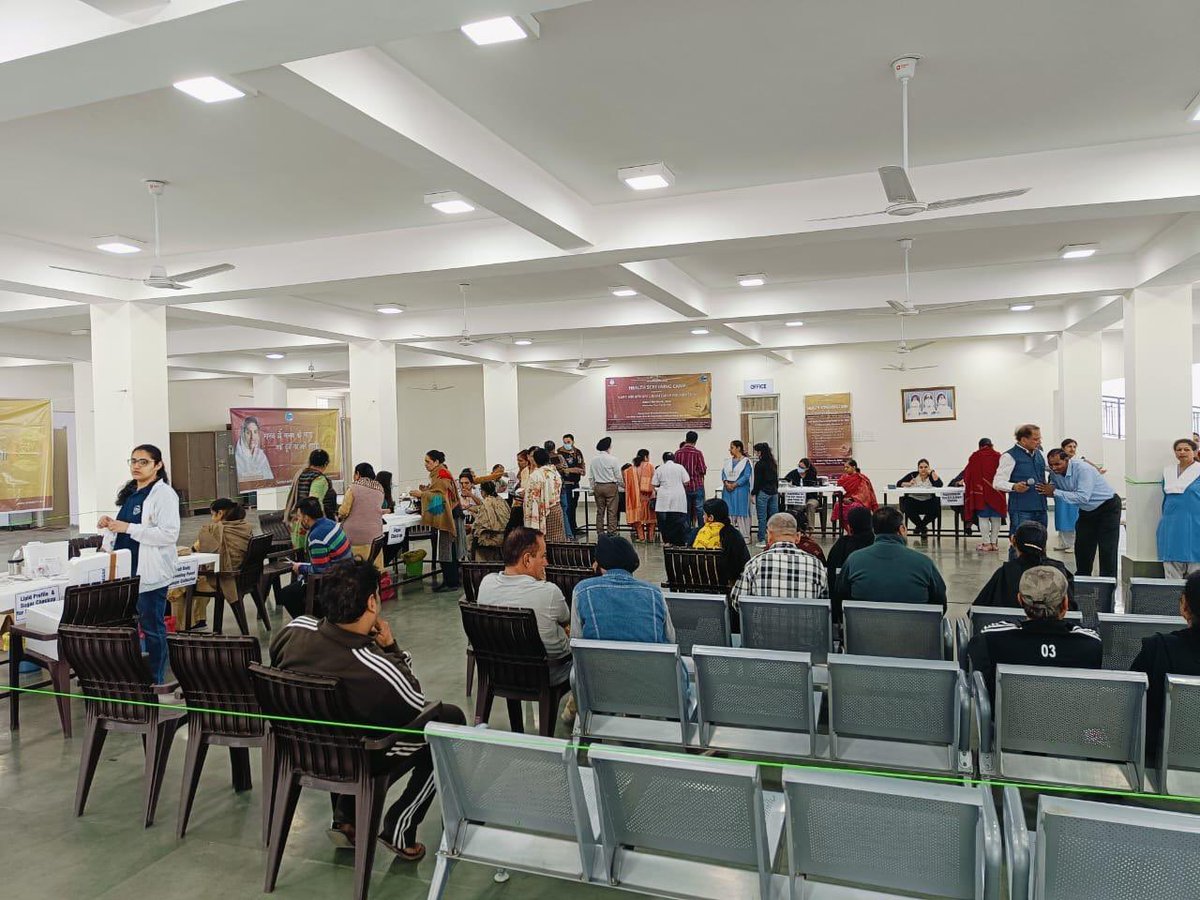 Prthhmmm's tweet photo. To keep the body in good health is a duty, otherwise we shall not be able to keep our mind strong and clear.

Service with Humility ~ A Health Screening Camp organized by Sant Nirankari Charitable Foundation
#servicewithhumility 
@sncfoundation https://t.co/55rH6Pn5uW