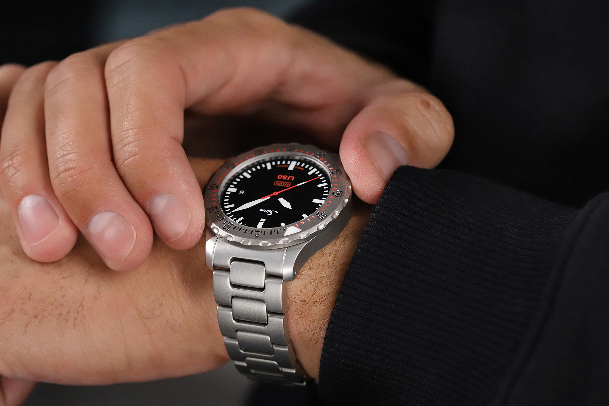 Sinn Spezialuhren on X U50 HYDRO The diving watch made of German Submarine Steel with HYDRO Technology. https t MBm6VAomv5 https t l2nKrofUfg X