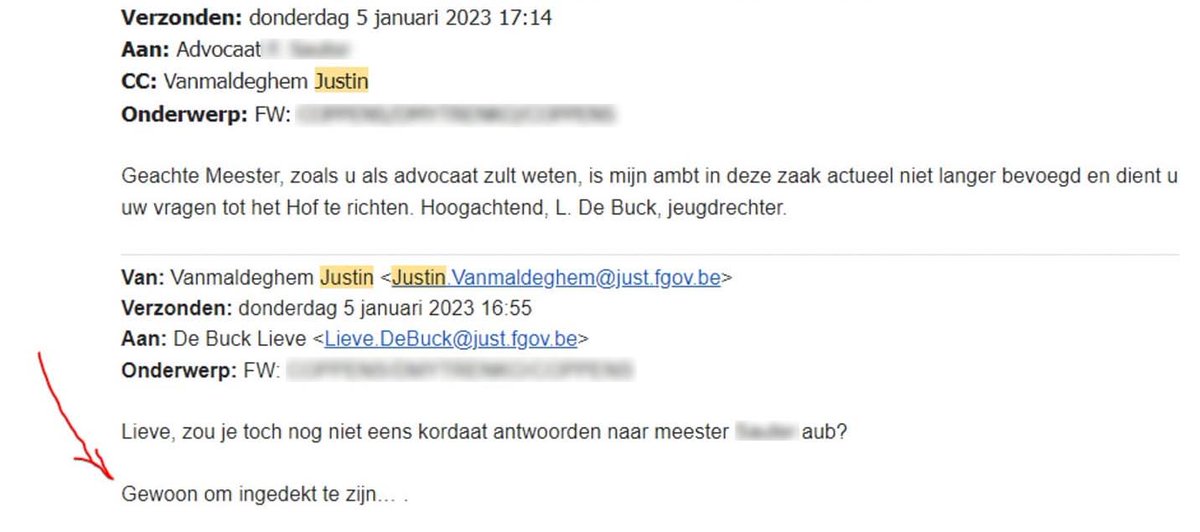vaderrechten's tweet photo. @chrisjanssensVB Rechtbank is door en door rot!
Zie mail van griffier naar rechter, dat ze zich moeten indekken. Wordt allemaal niet onderzocht, parket laat dit allemaal zo. https://t.co/IBZLuMQAQE