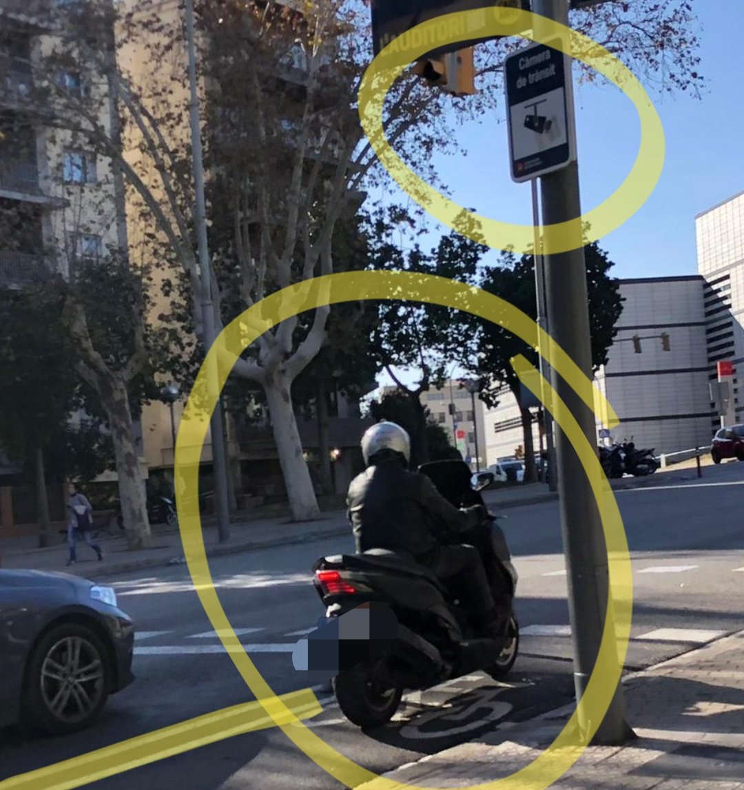 bicibusbcn's tweet image. Desmuntant #MiteCiclista 😉

Aquesta és la principal infracció identificada a l'informe:
#CarrilBici #ViaAugusta #bicibcn
Informe 📕 ajuntament.barcelona.cat/premsa/wp-cont…