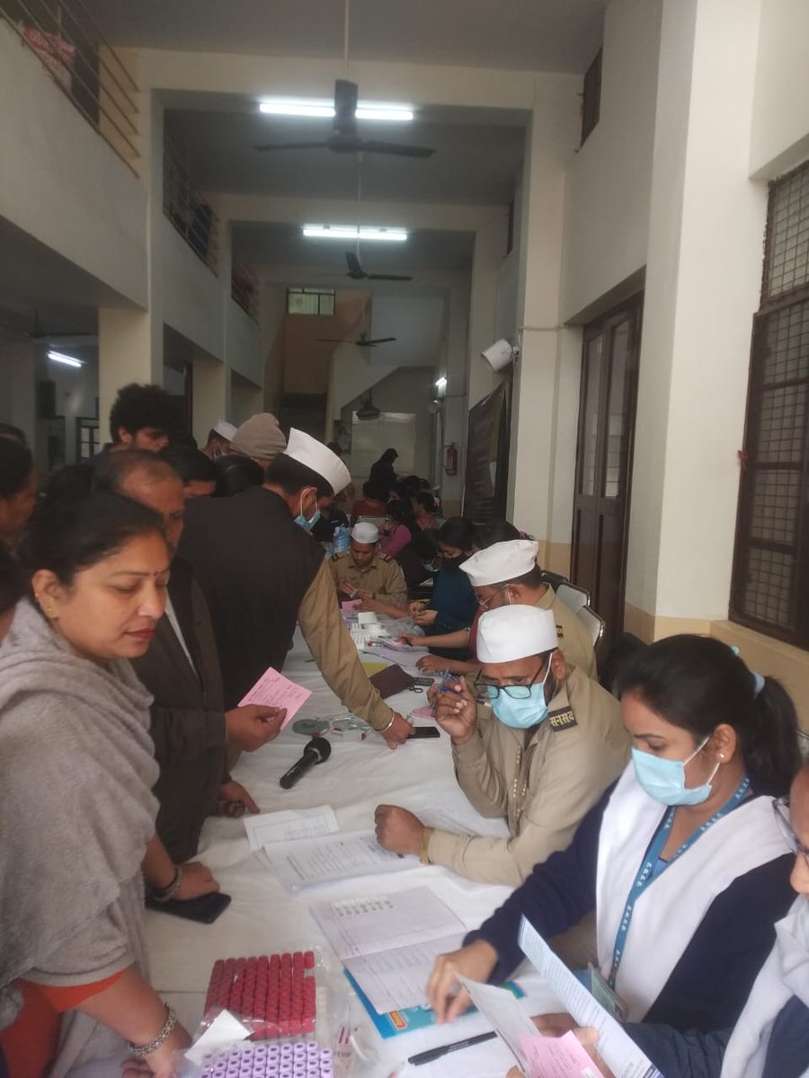 Shubham35523211's tweet photo. In the quiet moments of care, humility speaks the loudest.

Health Screening Camp organized by @sncfoundation in Delhi/NCR 

13th March 2024 

#servicewithhumility https://t.co/PYAncZ1v7f