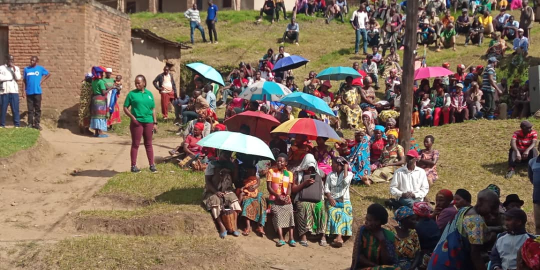 AdecorRwanda's tweet photo. #ConsumerWeek2024 is currently underway in @RwandaNorth, specifically in @MusanzeDistrict This awareness campaign is designed to empower consumers by providing them with information about their rights &amp; responsibilities. Stay informed &amp; help build trust in the digital marketplace https://t.co/9eRNzWxAUV