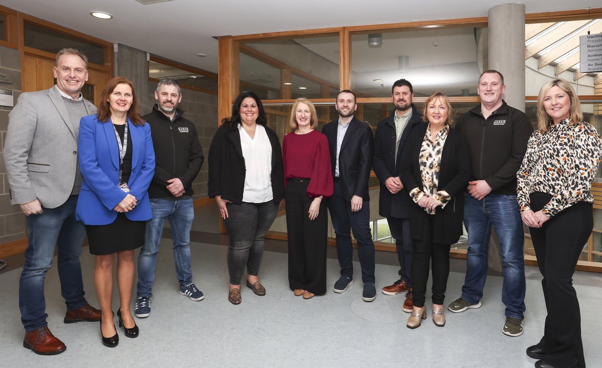 ComputingAtSETU's tweet photo. The Computing &amp; Maths department @setuireland are delighted to launch the 2024 Computing Project Expo, proudly sponsored by @Kargo  Registration is now open at: https://t.co/bnbXCWfMFs✨This promises to be a great event!  #computing https://t.co/qesYGuuOev