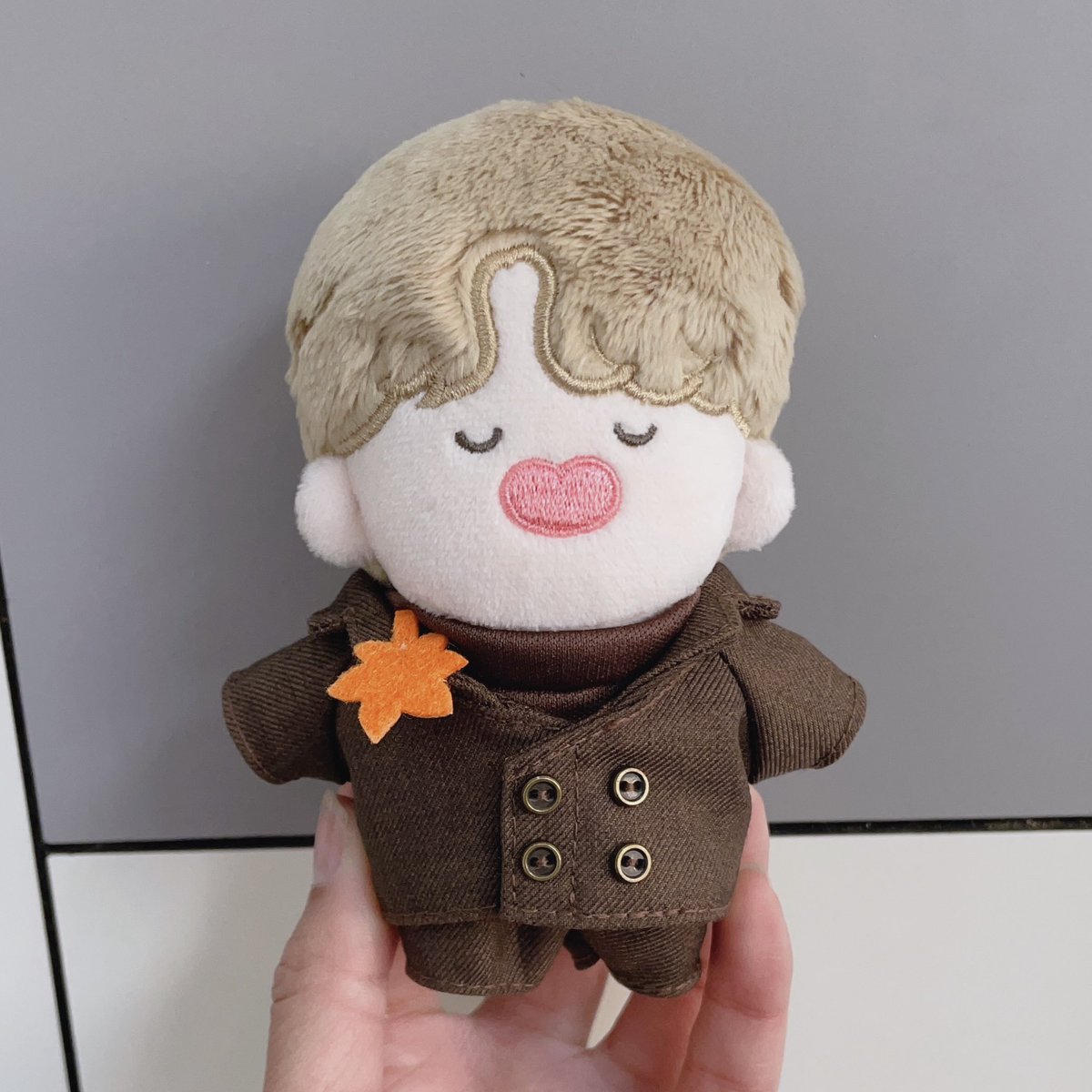 DinoWookie_Doll's tweet photo. 【DinoWookie3.02⃣️樣完成✨】
預計修改的地方已全部修改完畢🥹🫶🏻
今天開始生產大貨，大約60個工作天完成✅
❗️預計6月上旬開始出貨📦🚚
❗️Shipping is expected to begin in early June.

Thanks for your waiting.💓

#가을크앙 #크앙욱 #10cm인형
#RYEOWOOK #려욱 #リョウク https://t.co/Pnj2h0r4f8