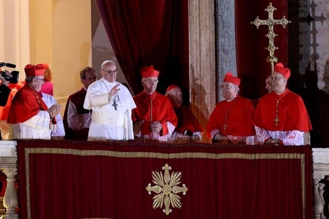 Un magistero intenso quello che papa Francesco ha donato e continua donare alla Chiesa e al mondo, aiutando a fornire chiavi di lettura di una realtà sempre più complessa. #Laudatosi’ #FratelliTutti #11anni #PapaFrancesco