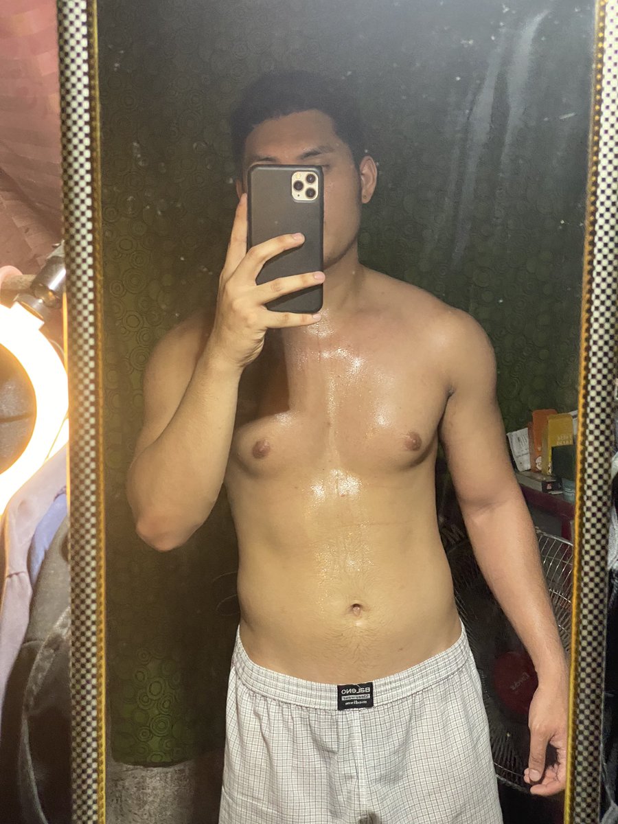 junieguyy's tweet image. Need kona ng sponsor ng diane 😭