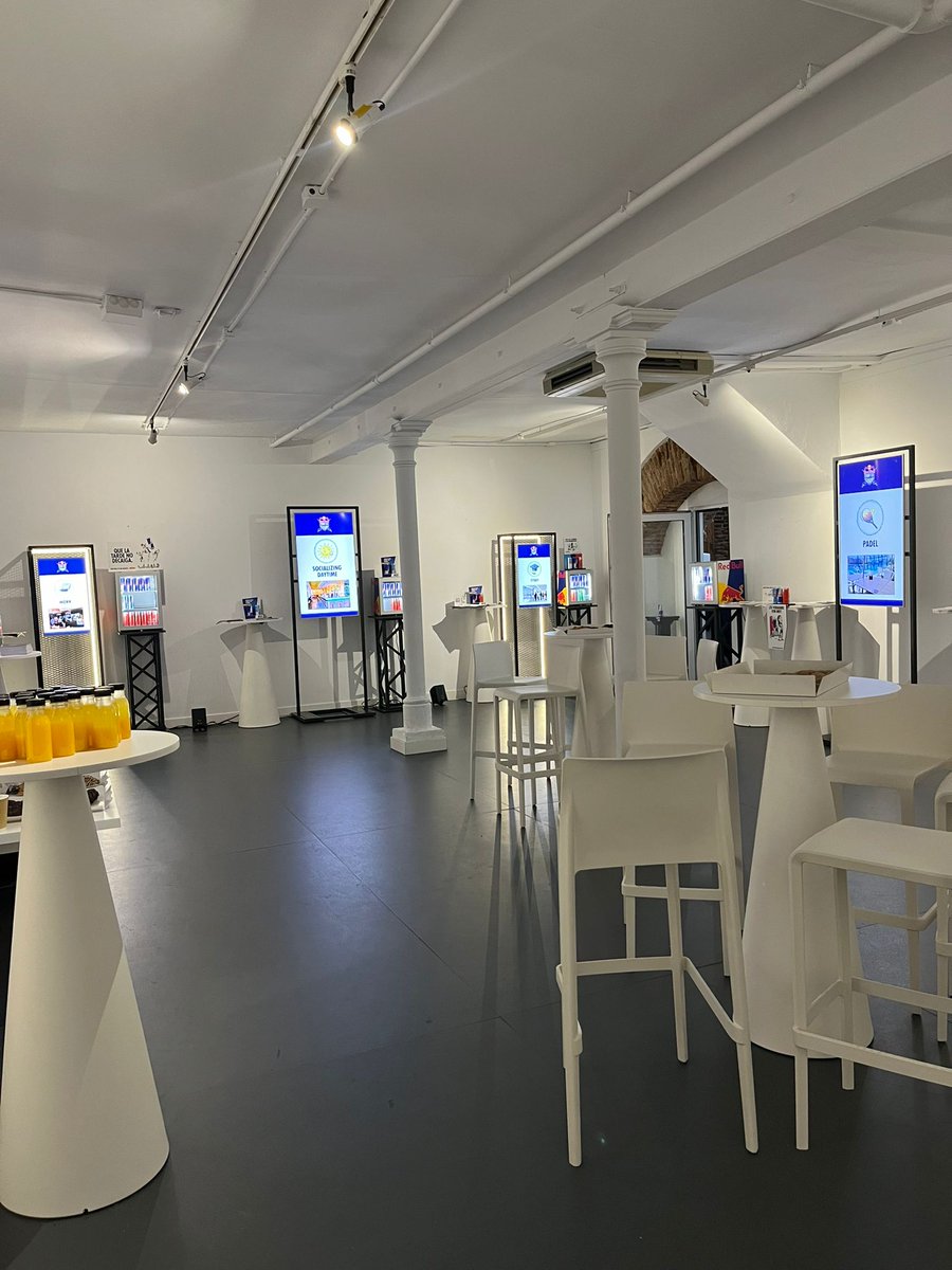 Phygital Gallery tweet media