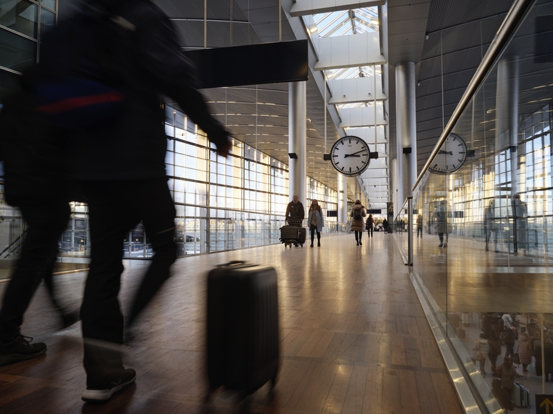 CPH årsrapport 2023: 26,8 mio. passagerer rejste gennem lufthavnen – en stigning på 21 % i forhold til året før. Omsætning landede på DKK 1,9 mia., og overskud før skat blev DKK 398 mio. Regnskabet er det bedste siden 2019 – året inden covid-19. Læs mere: bit.ly/3uXNoSM