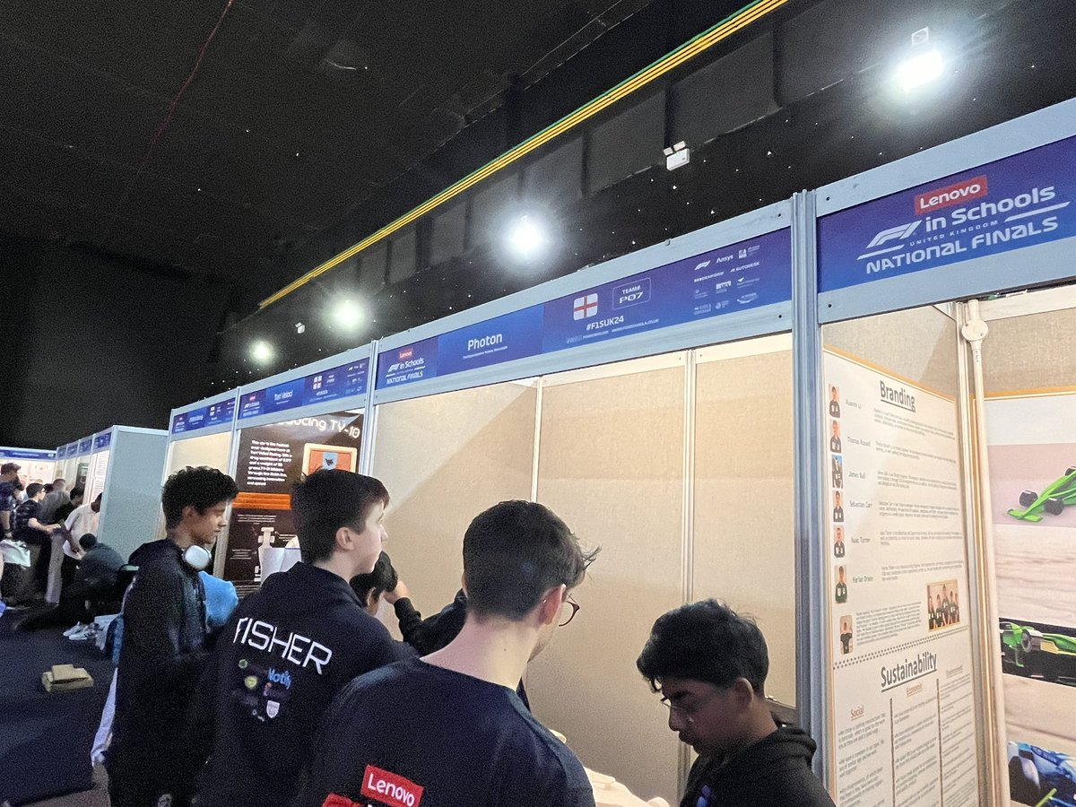 Photon Racing have just arrived at Magna Science Adventure Centre for @f1inschoolsUK national finals. Good luck, team <a href="/RGSNewcastle/">RGS Newcastle</a>