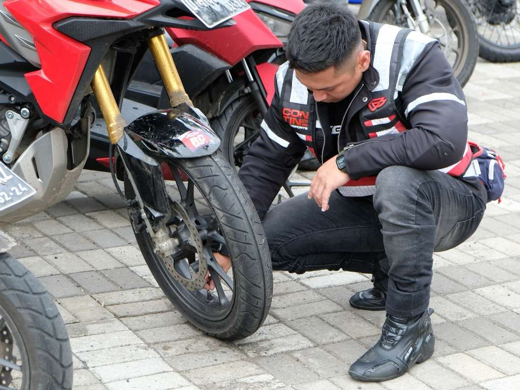 Begini Perawatan Sepeda Motor Yang Jarang Dipakai dlvr.it/T40dpx