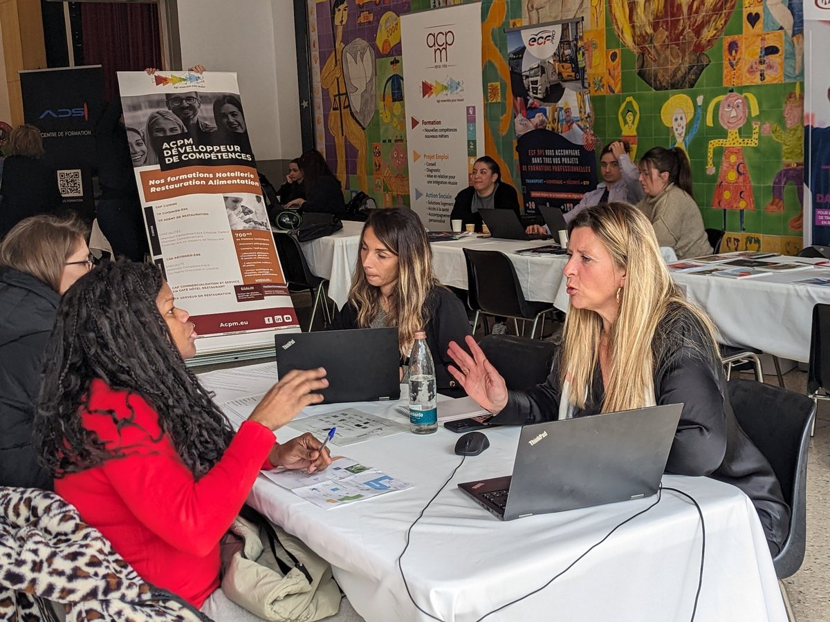 #recrutement   <a href="/FTravail_PACA/">France Travail Provence-Alpes-Côte d'Azur</a> @Fabienne_Heline <a href="/MLocaleAubagne/">Mission Locale d'Aubagne</a> 
Lancement du forum emploi formation de la ville de La Penne sur Huveaune avec au programme : stands: découverte des métiers, présence d'organismes de formation et job dating... Nous vous attendons nombreux...