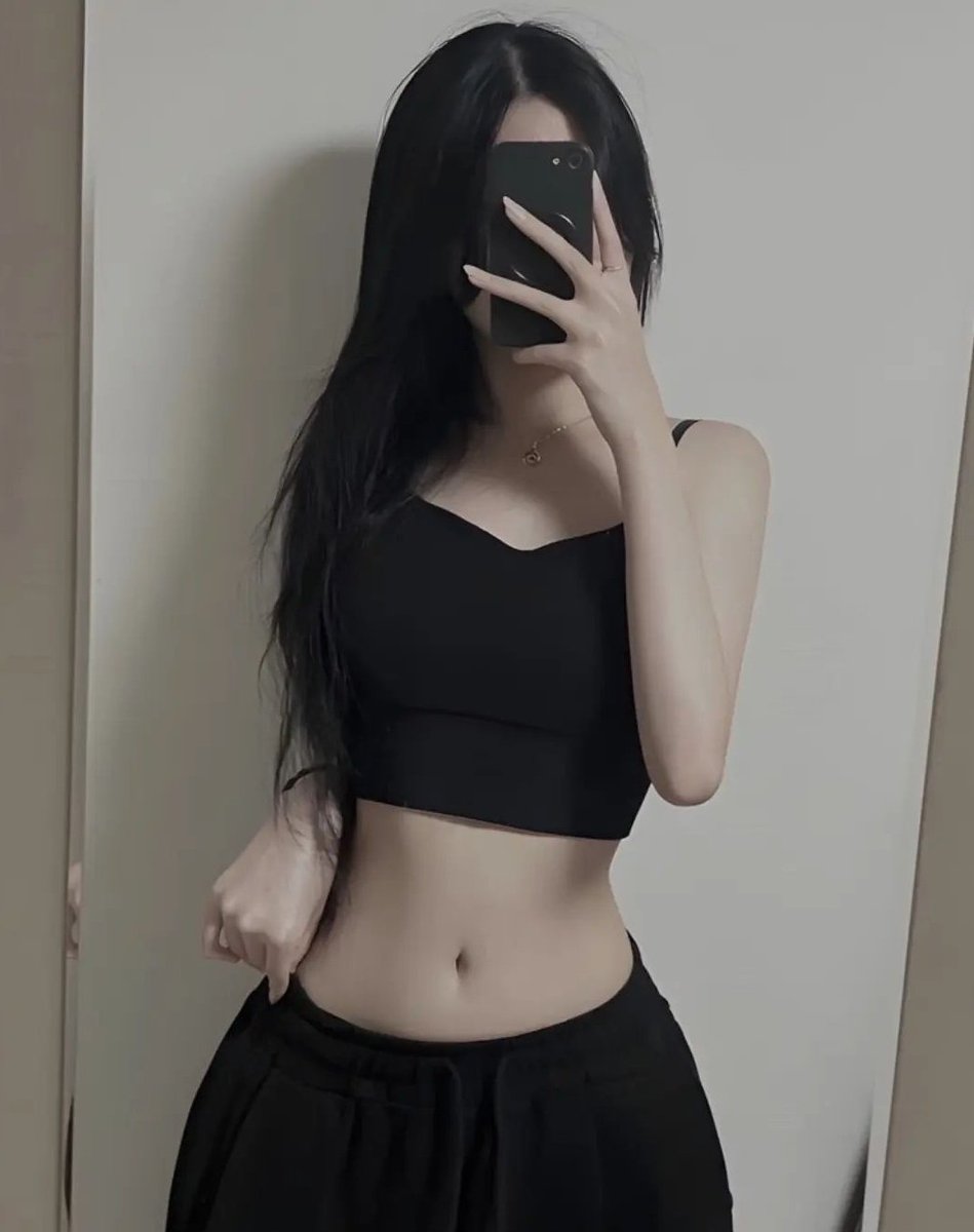 yeahoneeee's tweet photo. 오랜만에 들어왔는데..❤️ 내 사진에 정액 뿌린 거 찍어서 보내주거나.. 알몸으로 편집해서 보내주는거 보니까... 나를 딸감으로 썼다는거 개꼴려..💕 이게 여자의 본능인가봐.. 시선강간 당하는거 같아서.. 흥분돼....❤️
더 보내주세요.. 아양떨게요...❤️
#여왕 #여왕깨기 https://t.co/XiPe0kUQv8