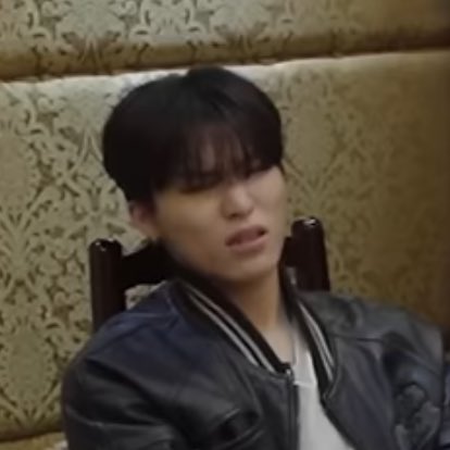 awboyy_'s tweet image. มึง จองอูการละครมาก 555555555555555555555555 น้องยังไม่ทันร้องนางร้องก่อนอะ