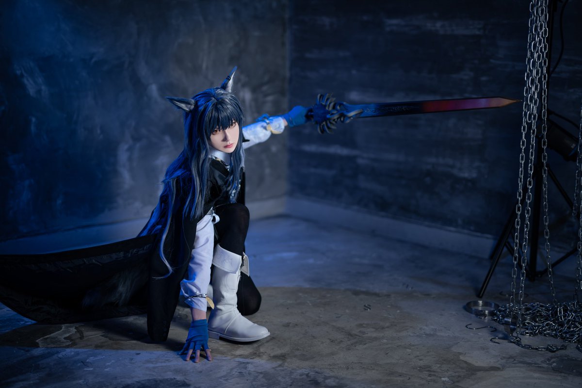 Q⑦3 アークナイツ 明日方舟 近衛 スカジ Skadi コスプレ 大剣 斬艦刀 Q⑦3 アークナイツ 明日方舟 近衛 スカジ Skadi コスプレ 大剣