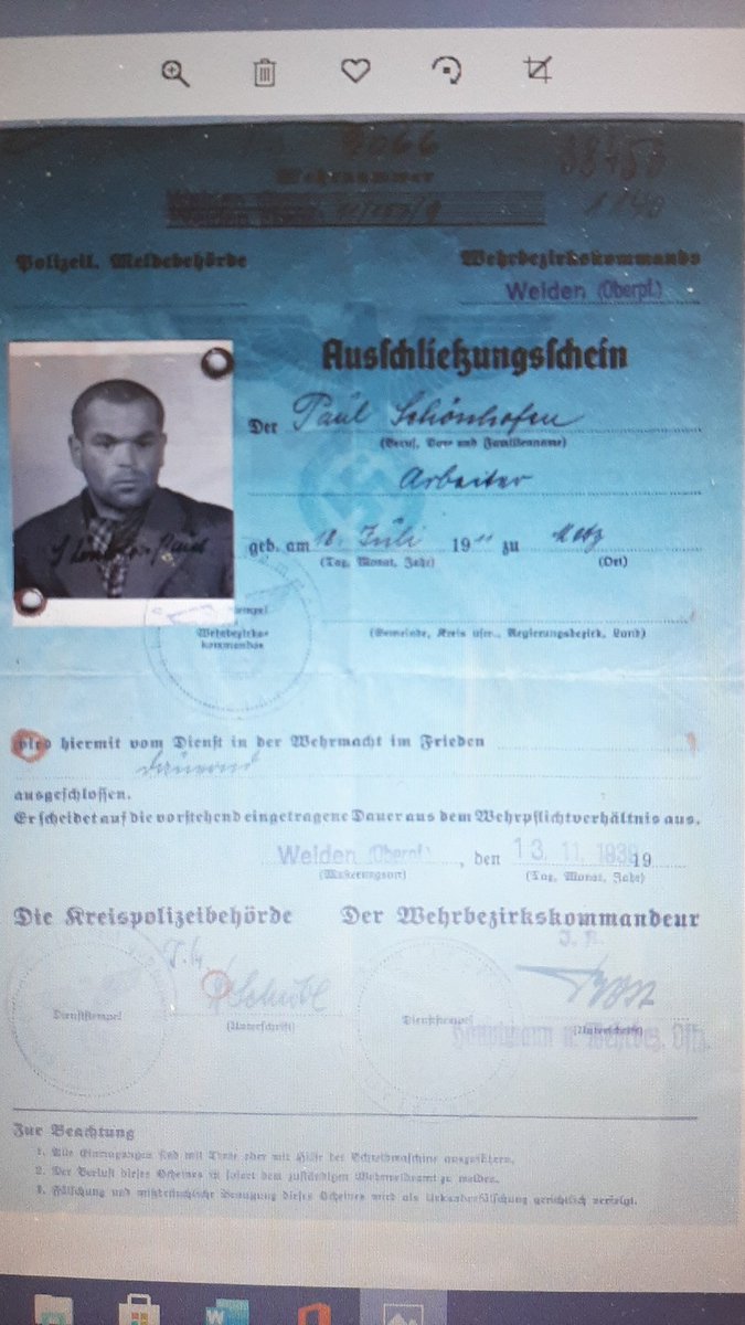 Projet #StolenMemory des <a href="/ArolsenArchives/">Arolsen Archives</a> 
On recherche les descendants de Paul Schönhofen
Né le 18/7/1911 à #metz 
Pour restitution officielle de ses effets personnels confisqués par les Nazis 
Si vous avez des informations merci de nous contacter