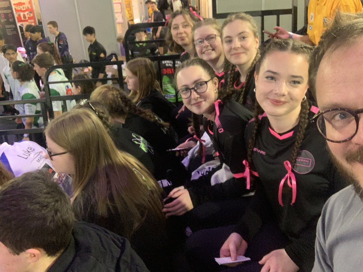 The amazing @REPPNRacing girls have arrived at the @f1inschoolsUK national finals at @MagnaScience this is a cool venue. We’re looking forward to two days of fun and learning. @SandbachHigh @SandbachCollege