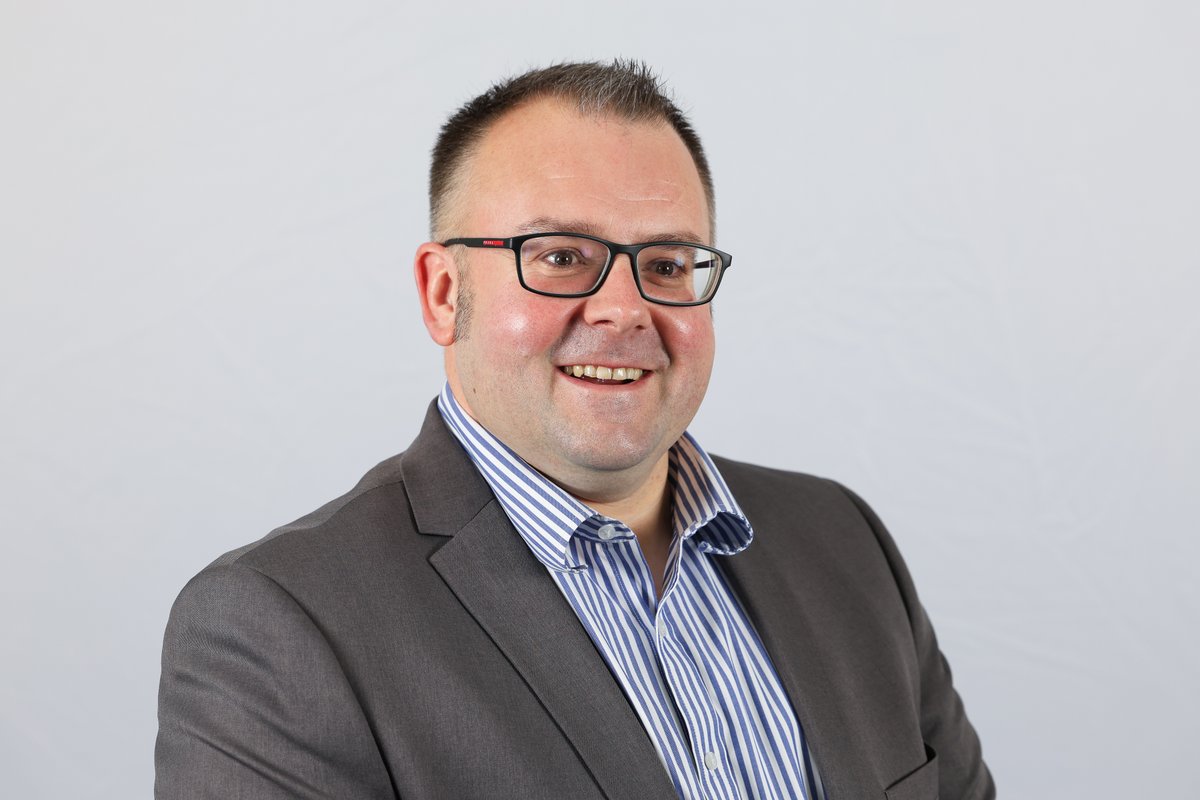 Major accounting shift for sole traders and partnerships announced by HMRC.

cliveowen.com/.../major-acco…

#HMRCupdates #Makingtaxdigital #financialreporting