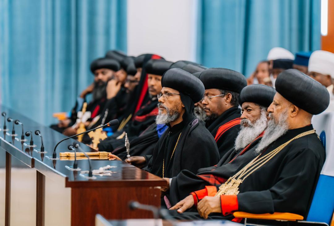 AbiyAhmedAli's tweet photo. Religious elders play a crucial role in our communities. Continuing our conversations with different segments of society, today I met with members of the Holy Synod of the Ethiopian Orthodox Tewahedo Church, who journeyed from across the country to meet with us for these discussions.