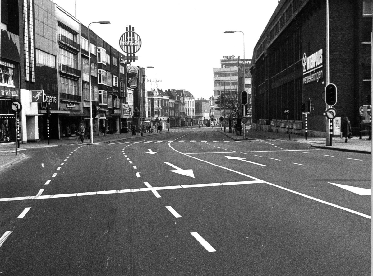 #Utrecht. Zo zag de #Potterstraat er uit op de eerste autoloze zondag in 1973. #oliecrisis