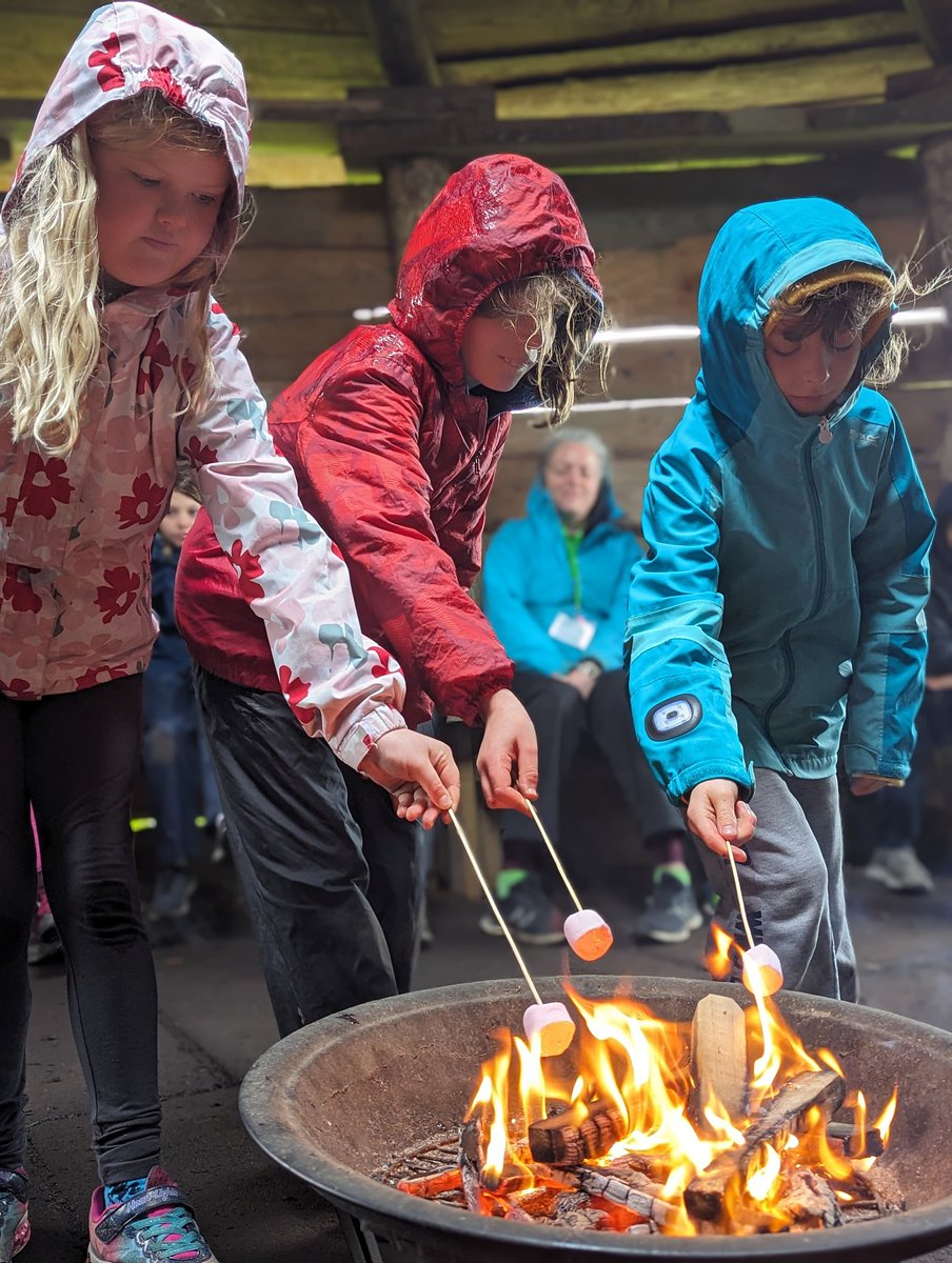 stbridesprimary's tweet photo. Marshmallows 😋 https://t.co/TQF9Wcp5eX