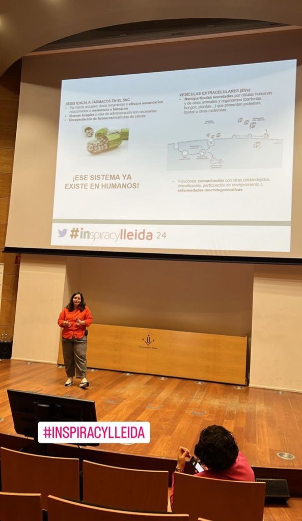 MariafrEVs's tweet photo. Un placer explicar mi trabajo en el @IRBLleida_Info @IBECBarcelona e inspirar a la gente del futuro en esta edición del #INspiracyLleida https://t.co/3ZEiAuA9Tn