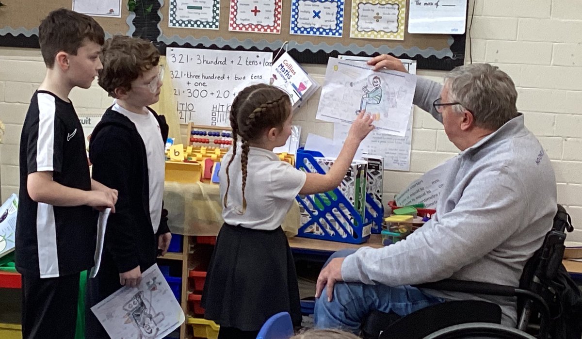 MrsBattersby1's tweet photo. What a lovely and interesting author! Grandad  Wheels has so many stories to tell and enjoyed looking at our wheel chair designs. https://t.co/Cef9s6OI6C