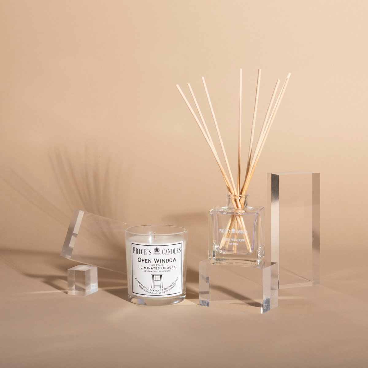PricesCandlesUK's tweet photo. Ready to tackle that spring cleaning checklist? 
Our candles will make it a breeze with their powerful odour eliminating abilities!🌸🏠

30% off our Fresh Air Range. 

#springcleaning #freshenup #cleanhouse #candles #odourfree #freshscent #cleanliving #springclean #cleanandfresh https://t.co/HBDkSvhaC9