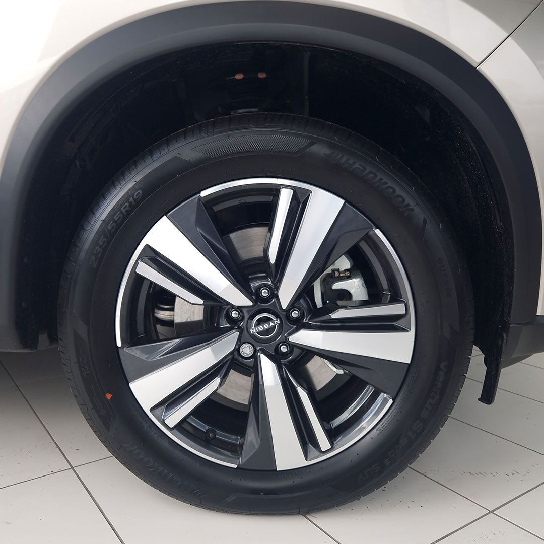 desiragroup's tweet photo. Looking for adventure? The Nissan X-Trail is here to take you places! 🌟 Available now at Nissan Norwich and Great Yarmouth! 

Visit us today to test drive your dream car! 

#NissanXTrail #AdventureAwaits #NissanNorwich #NissanGreatYarmouth https://t.co/59XGijnqCI