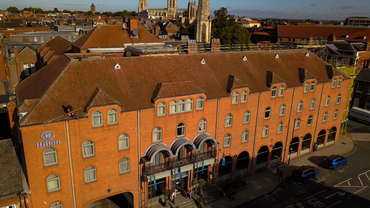 Pinnacle are delighted to be back working on the Hilton Hotel in York City Centre.

The team will be undertaking further re-roofing works to this prominent hotel overlooking Clifford's Tower.

#repeatbusiness #maincontractor #pinnacleconservation #york #roofing #team