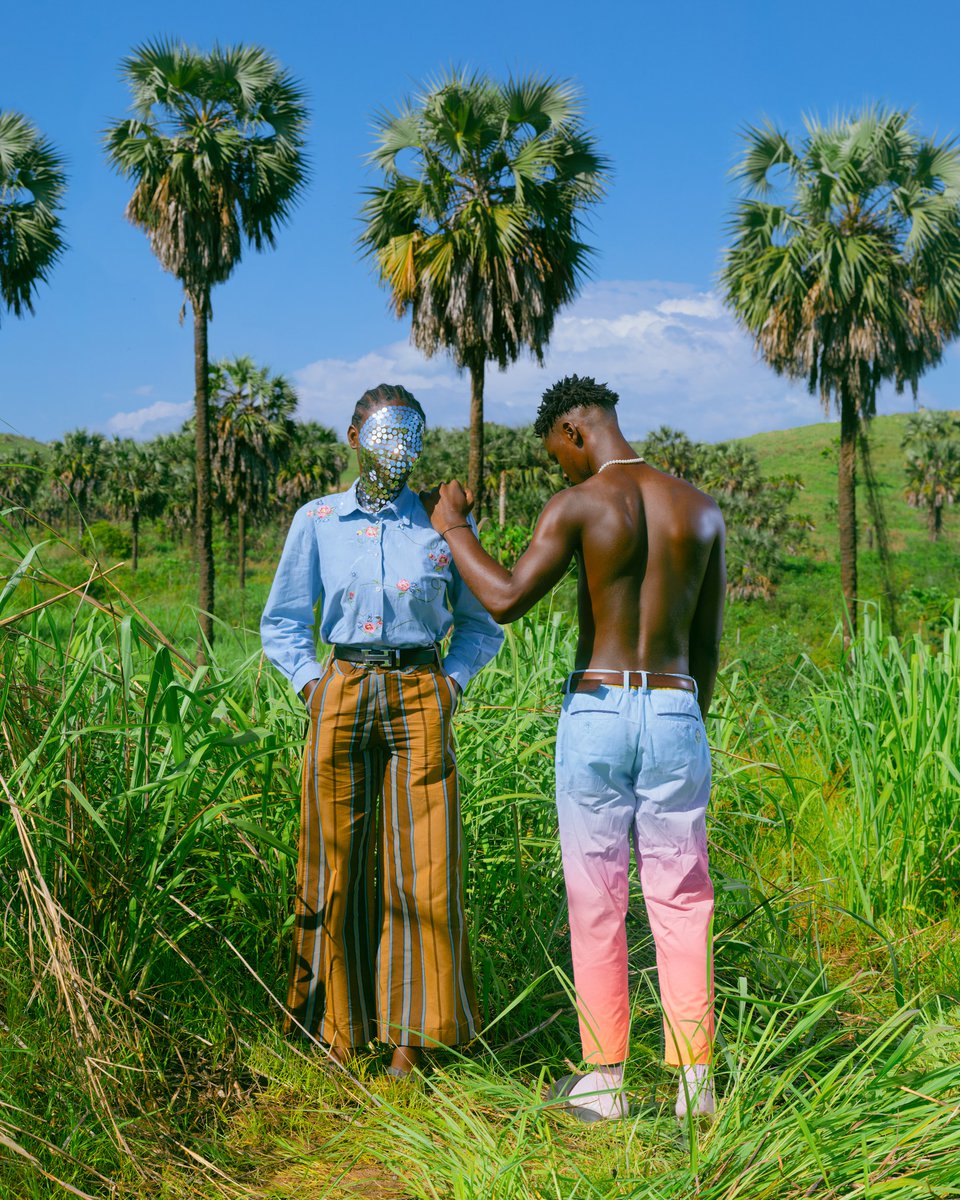AestheticaMag's tweet photo. #MeetTheShortlist | Kriss Munsya shares insights into the series "Genetic Bomb."
It visualises how "the more we fight for change the more we create generations who will make our dreams of freedom a reality because it’s written in their DNA."
Read more: https://t.co/HTbWkFhg2g https://t.co/u1kTs97u2u