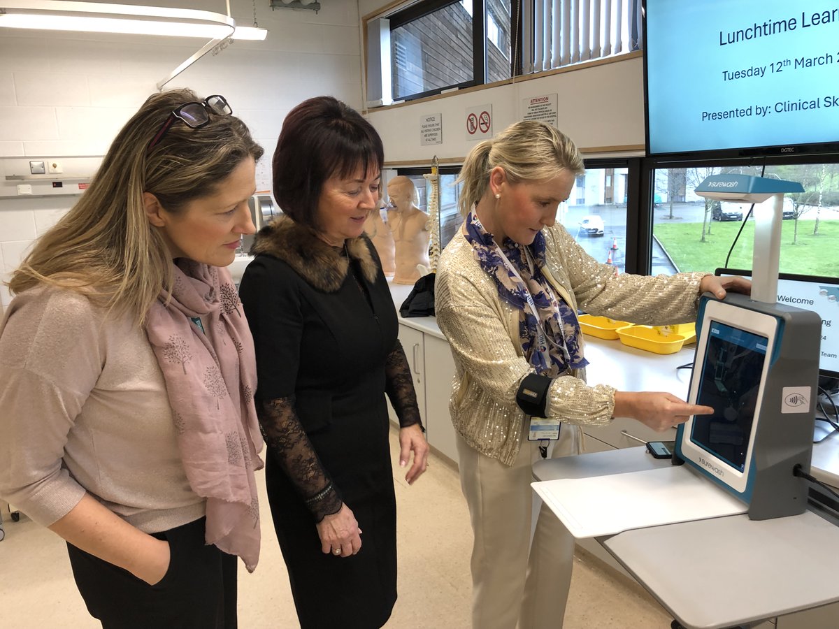 Clinical Skills Coordinator Mairéad Hussey recently facilitated a Lunchtime Learning session to faculty on SureWash Go, a portable training system used to deliver assessment-based hand hygiene training and infection prevention & control (IPC) education.