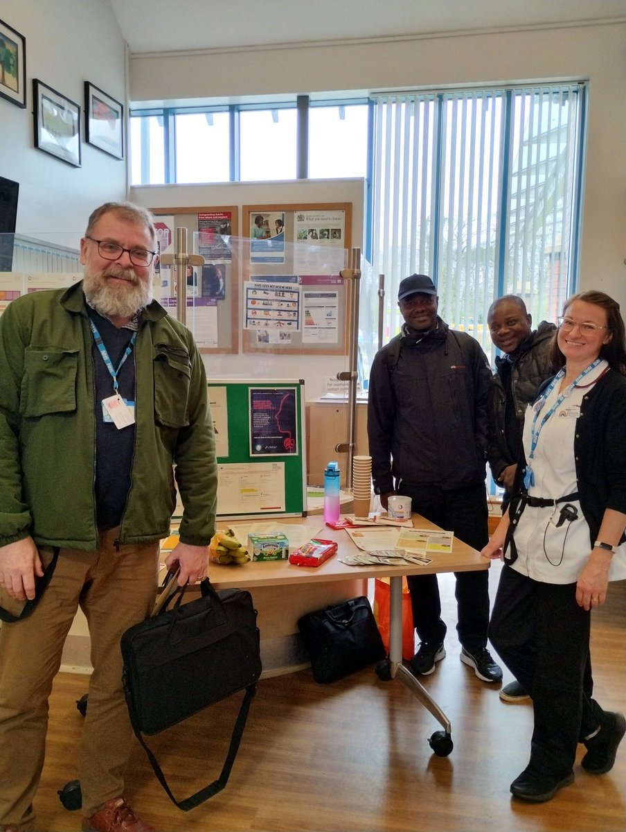 #SWALLOWAWARE @AhpsGuild It's National Swallowing Awareness day. Speech and language therapist @1KatRuth is sharing knowledge of dysphagia risks with all those arriving at Guild Lodge today. Come down for a chat. @Jamesharper15 @hsbannister @MatthewPotts8