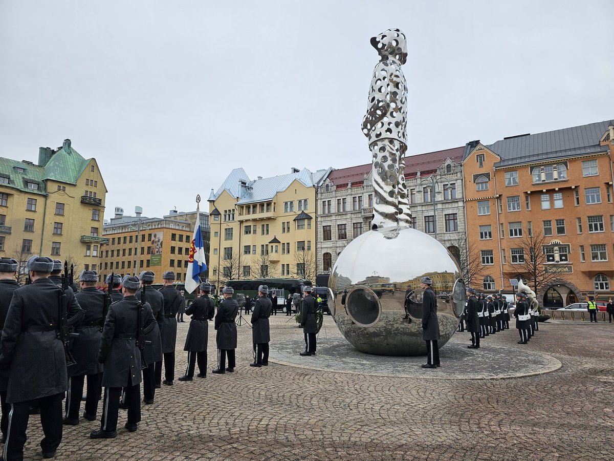 Kaartin jääkärirykm. tweet media