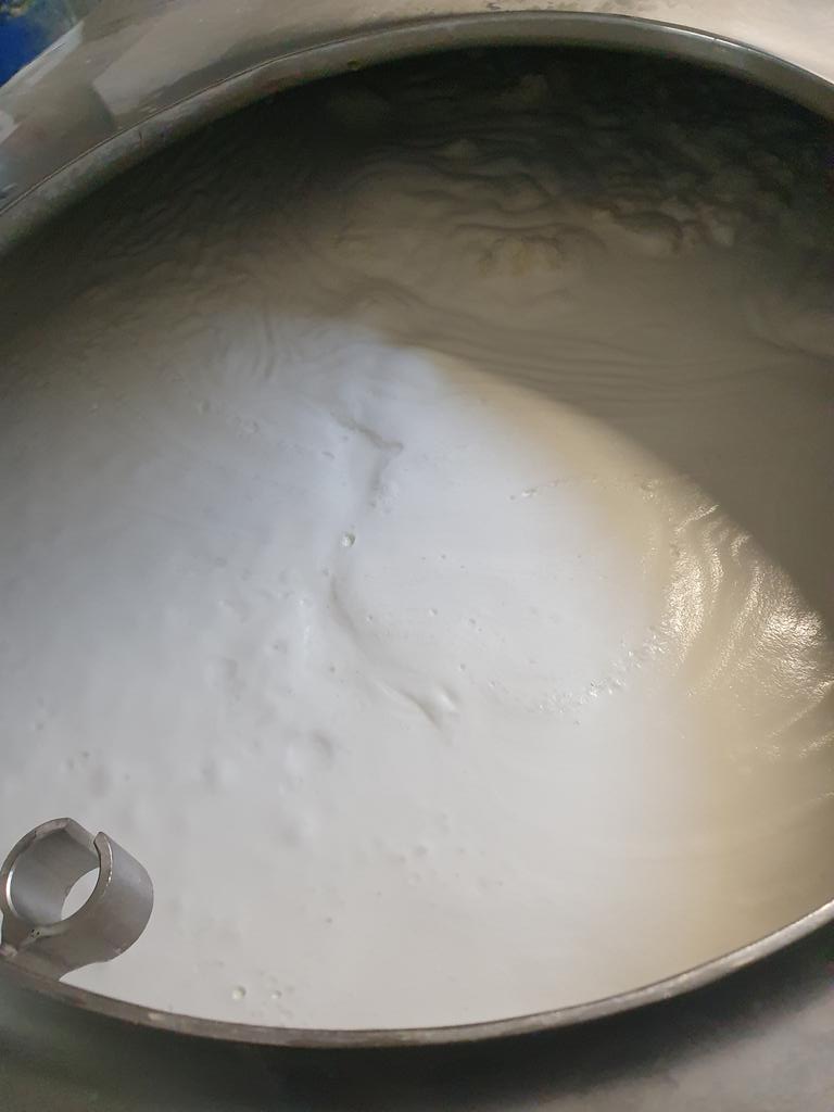 2pintpaddy's tweet photo. Cow Performance 12/03/24
Yield = 19 litres Avg
Butterfat = 4.61
Protein = 3.39
Kgs/Ms/Cow = 1.56
SCC = 37,000
TBC = 6
Meal = 5kgs, 17% Drinagh , High Maize Dairy Nut.
Farm Grazed = 37,5%
#GrassToMilk2024🐄🇮🇪 #WestCork🇮🇪🐄 @Drinaghagri #SpringRotationalPlanner https://t.co/TanCfPPwYw