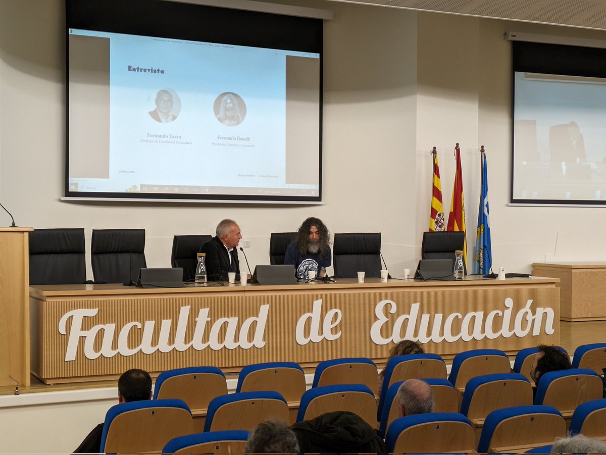 educa_cine's tweet photo. Seguimos con la conversación entre Fernando Bonelli, director del cortometraje, y Fernando Yarza, miembro del comité organizador del FCE.

Una suerte para nosotr@s contar con profesionales del cine como Fernano https://t.co/A6E8aEvWjw