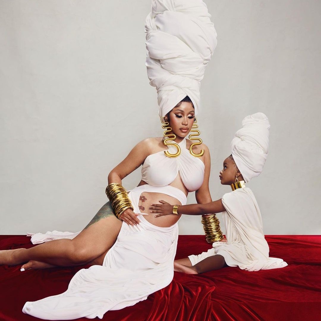 iamesnur's tweet image. Cardi B announces "Mother Of 2" THE ALBUM. #CB2