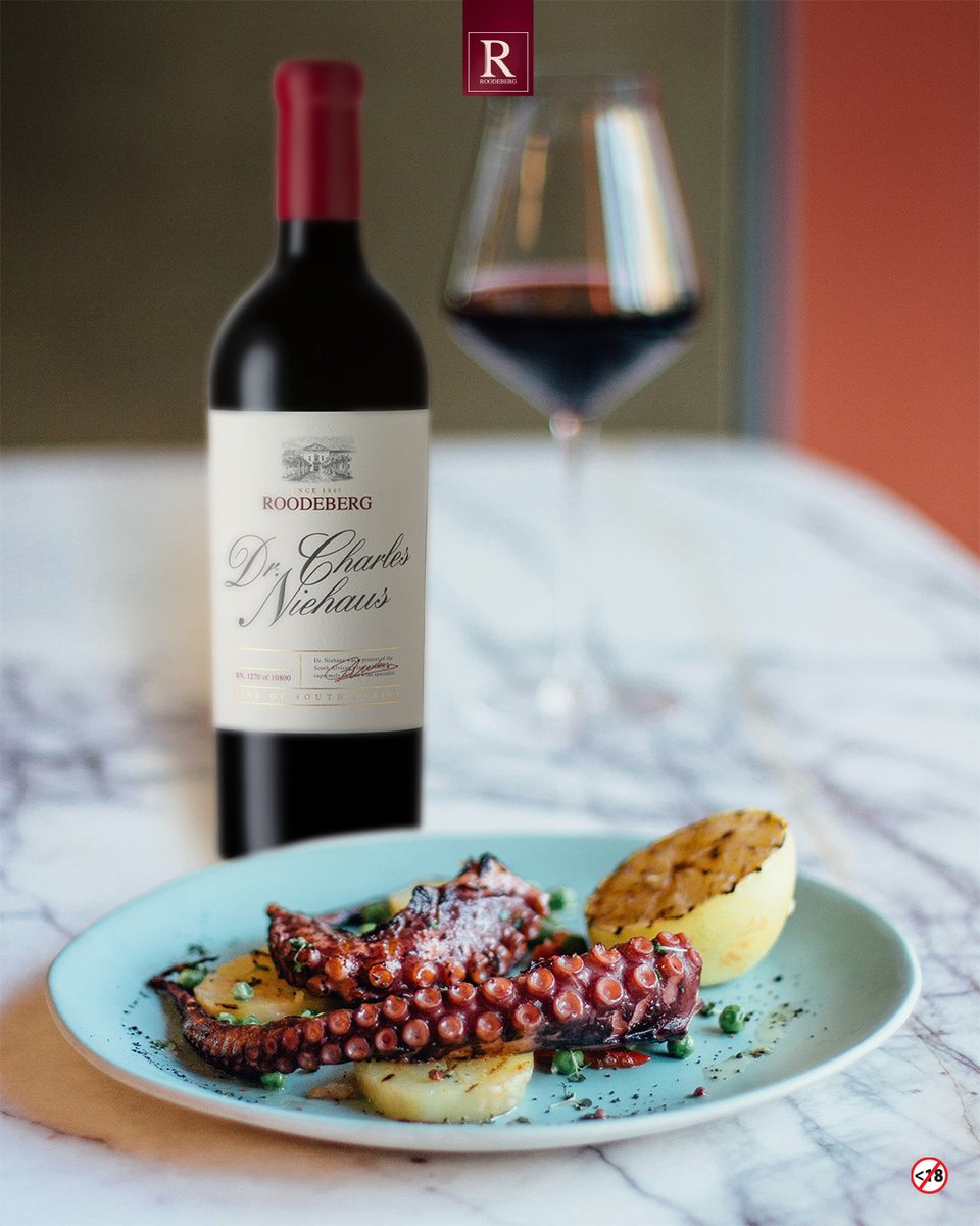 Roodeberg_Wine's tweet photo. Indulge in the extraordinary with our Dr. Charles Niehaus blend—a symphony of flavours that captivate the senses. This premium red blend is a masterpiece, showcasing intense notes of blackcurrant, mulberries, and plum, artfully harmonized with delicate hints of violets. https://t.co/fgwpP420BI