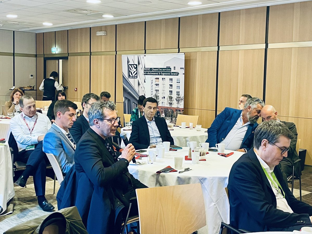 Linkcity tweet media