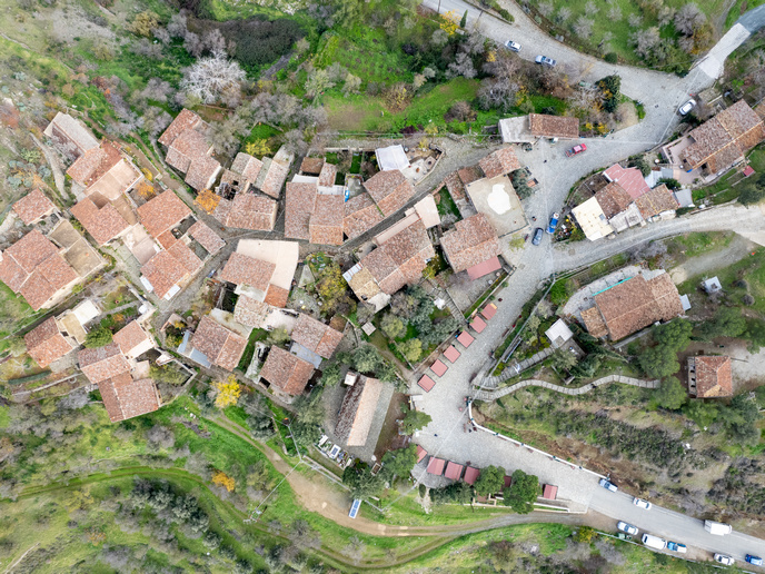 tex_tour's tweet photo. With the support of EU-funded projects #TExTOUR, MNEMOSYNE, @H2020_impactour, @eureka_3d the  Fikardou rural village launches its online platform to make its rich #CulturalHeritage accessible to all.

Learn more in the article by @CORDIS_EU:
👉https://t.co/iIxUd1S8fD https://t.co/tWgp0mW5SP