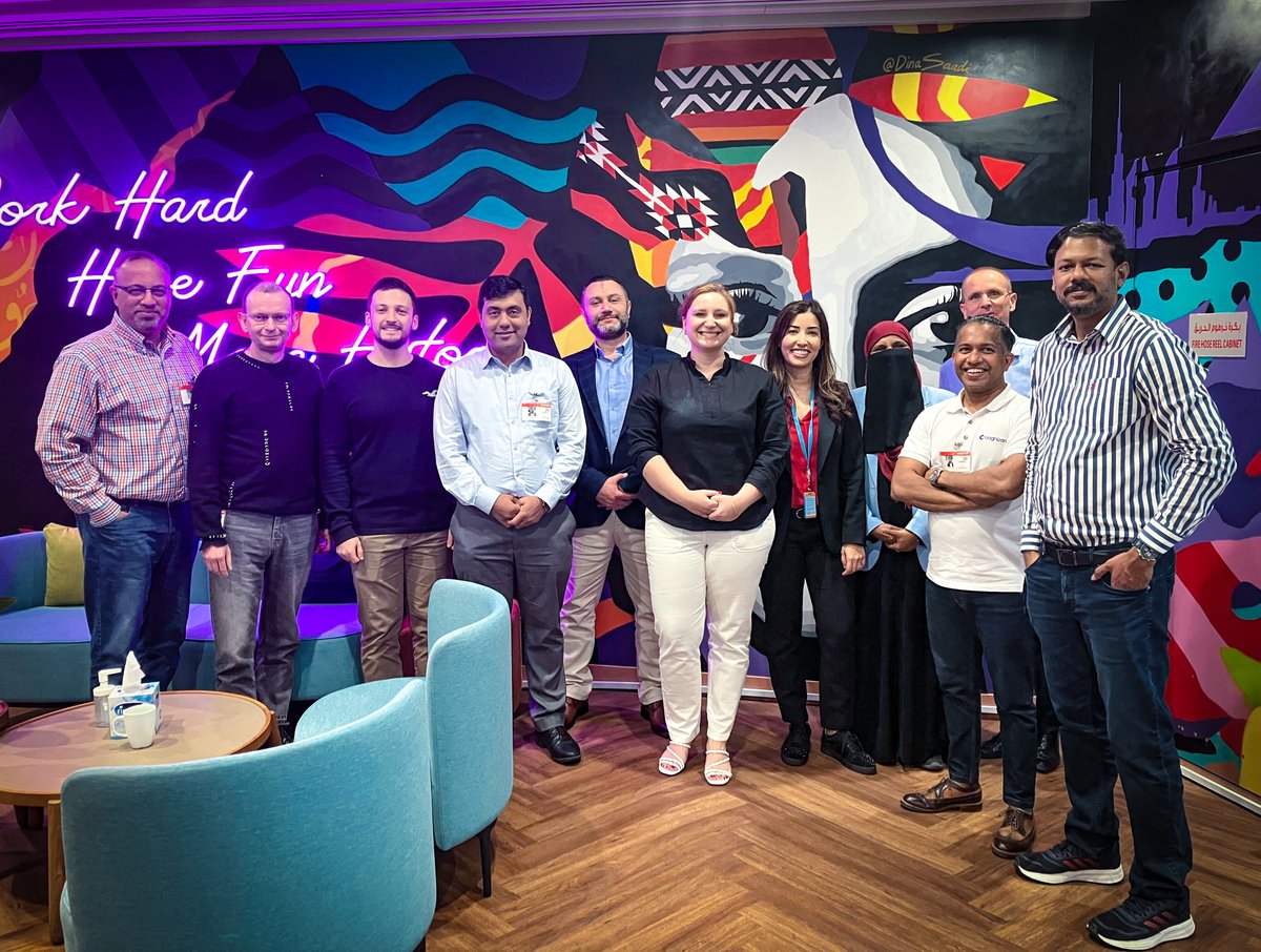 Glass_Link's tweet photo. 🚀 Exciting update from Glass-Link!
🔹 We joined an AWS Workshop in Dubai, delving into #DigitalTransformation  with #GenerativeAI  and cutting-edge tech.
🔹 We are grateful for fantastic insights and knowledge exchange! 
#AWSWorkshop #AI https://t.co/vMT9V5Jp8E