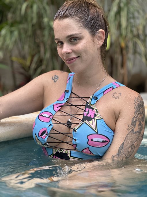 Les dejo los links de mis redes OFICIALES XXX  Te estoy esperando&hellip;    🔥  Mi web XXX  (+ 60 videos todos