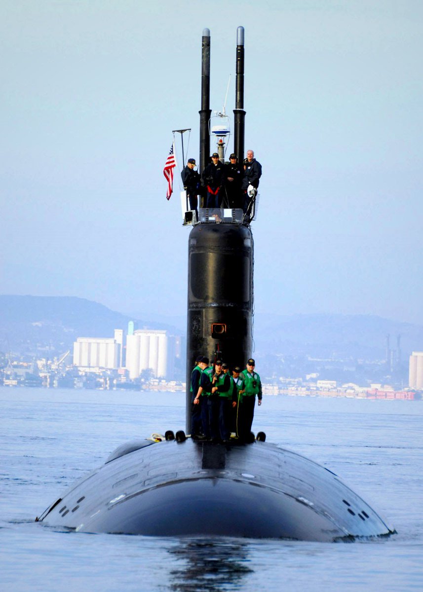 Mighty Monty was commissioned #OTD in 1993. USS Montpelier (SSN 765) was part of the Red Sea Wolf Pack that launched approximately 265 tomahawks during Operation Iraqi Freedom. 
#USNavy #Silentservice #SubWednesday