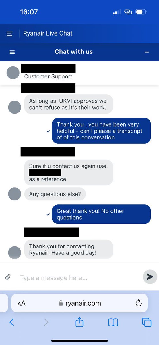 📢 Nicole, the wife of a Greek citizen, with indefinite leave to remain in the UK, is stuck in an airport in Spain. @Ryanair is refusing to let her board a flight to come back home, due to combined incompetence & hostility from the Home Office and airlines 🧵