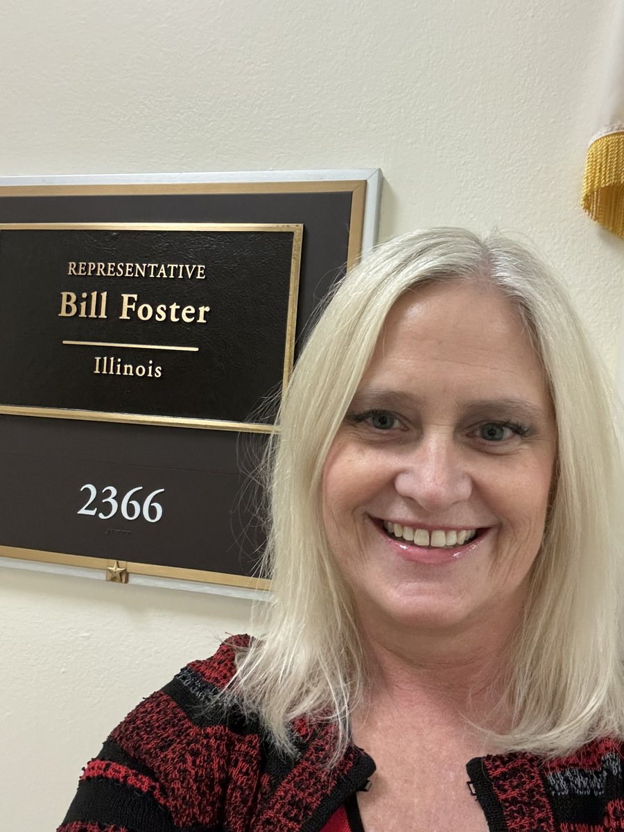 Getting ready to meet with staff @RepBillFoster from my home district in IL. Proud to be a champion for schools and students! @JESBloodhounds @NAESP @NASSP #PrincipalsAdvocate