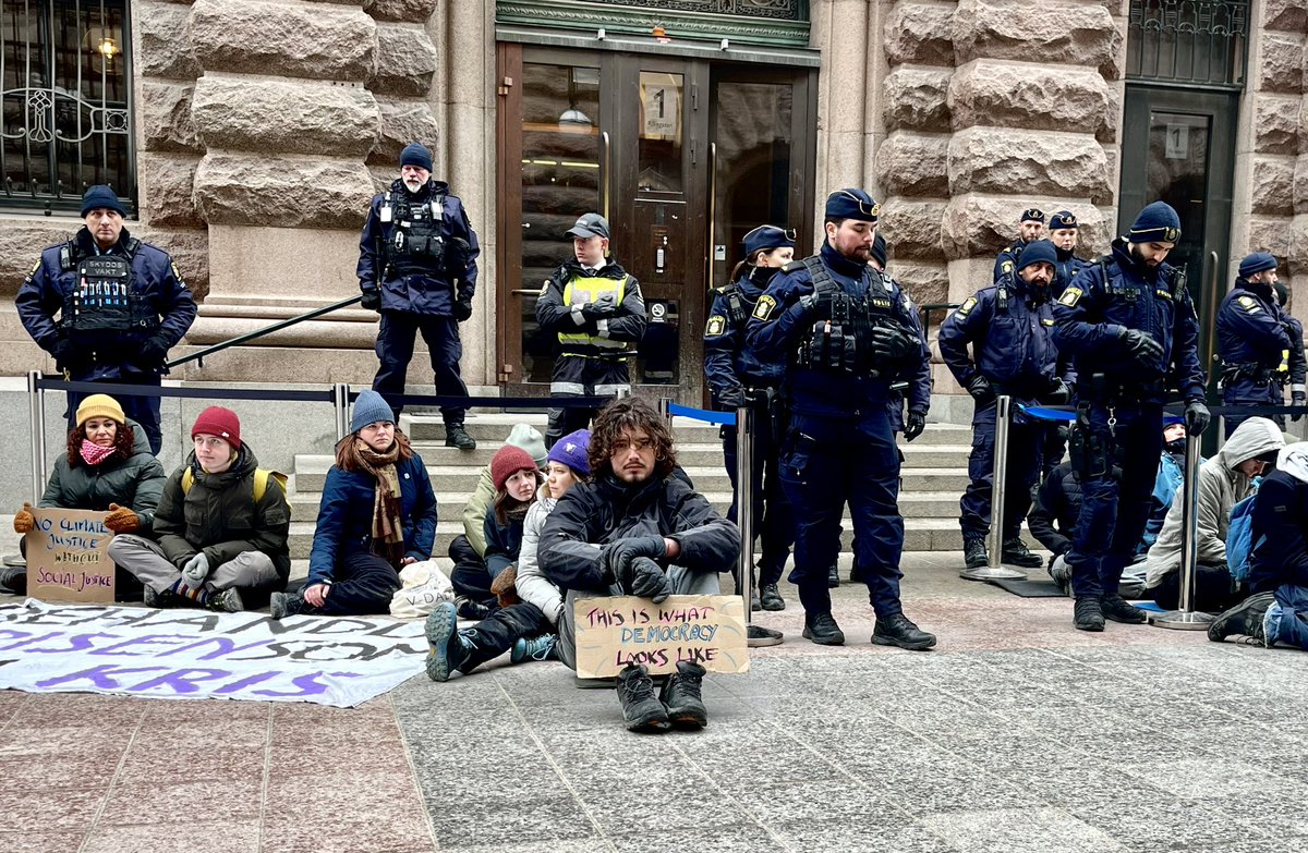 This is equally breathtaking as heartbreaking. History is written right before our eyes. It is clear who will be on the wrong side of it. 

Everyone still has the chance to side with the youth, with science and with justice.