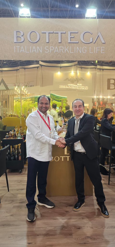 dattaprasadmn's tweet photo. Discussed various aspects for introducing Luxury alcohol brands with the boss Mr @BottegaSandro Sales Head Mrs Claudia at @ProWein #Dusseldorf . #WinePalace #Goa is launching 13 different brands wines and liqueur of Bottega Italy this coming April. https://t.co/7TjFDiwli9