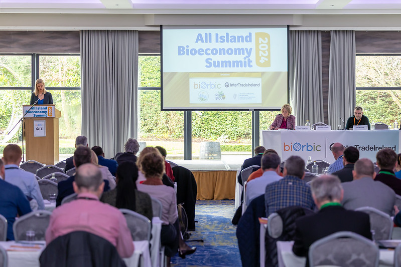 Great event yesterday in Tullamore at the All-Island Bioeconomy Summit. For information on event see website: lnkd.in/eWECNQhd @pippa_hackett @biOrbic_centre,@Inter_Trade, @agriculture_ie, @IrishBioeconomy , @RuralBioUp , @CBC_SW #irishbioeconomy