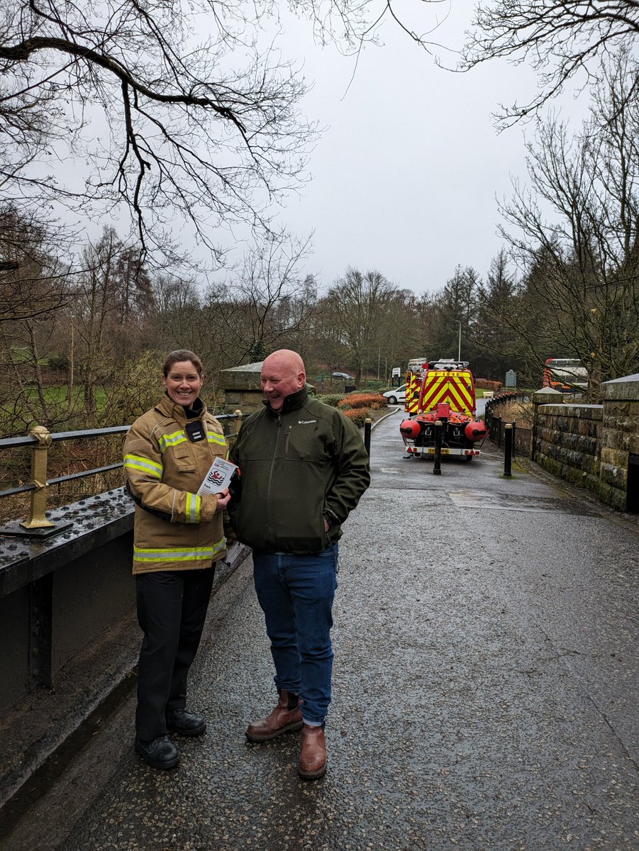 Great morning working with Glenrothes and Methil crews speaking to the public about Water Safety. Please understand the importance of letting the professionals carry out rescues from water and know where you are so you can tell 999 operators where to find you in an emergency!