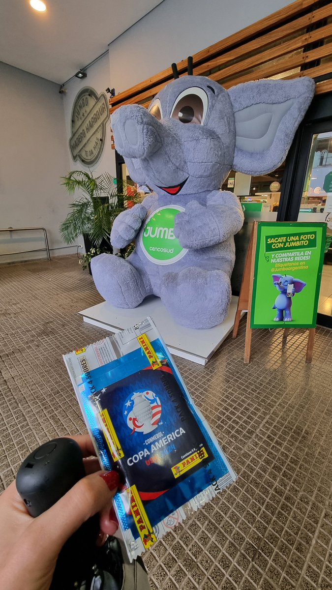 Aviso a los que arrancaron a juntar figus de la Copa América. Jumbo y Vea sacó 4x3 en paquetes